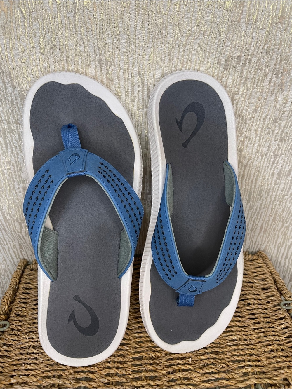 OLUKAI Men's Blue ULULE Sandals Sz 10M